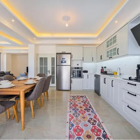 Cann Villa